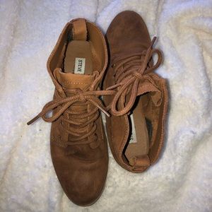 steve madden low top boots